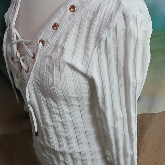 Free People Women's White Lace-Up Top Sz Med - Picture 4 of 7